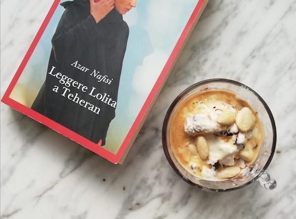 gelato al caffè e mandorle con Leggere Lolita a Teheran